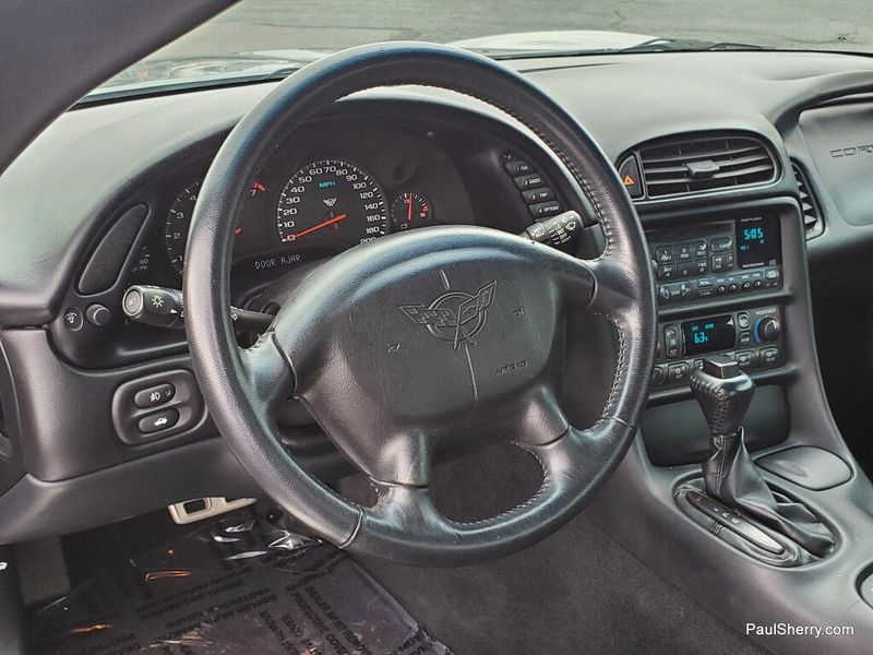 Used 2004 Chevrolet Corvette 