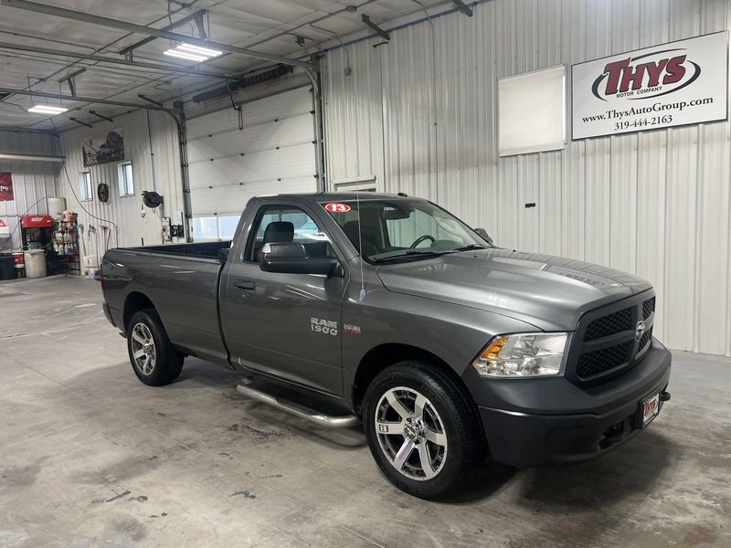 2013 RAM 1500 TradesmanImage 3