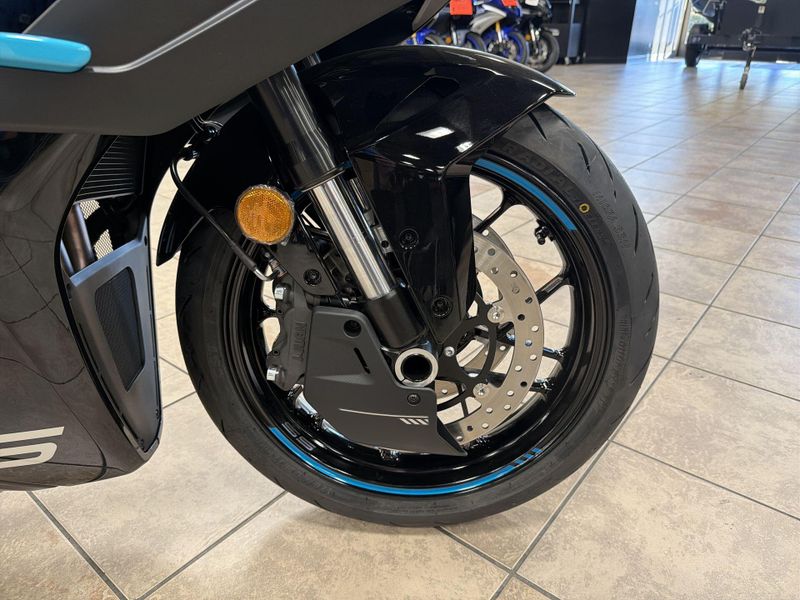 New 2026 CFMOTO 675SS Image 19