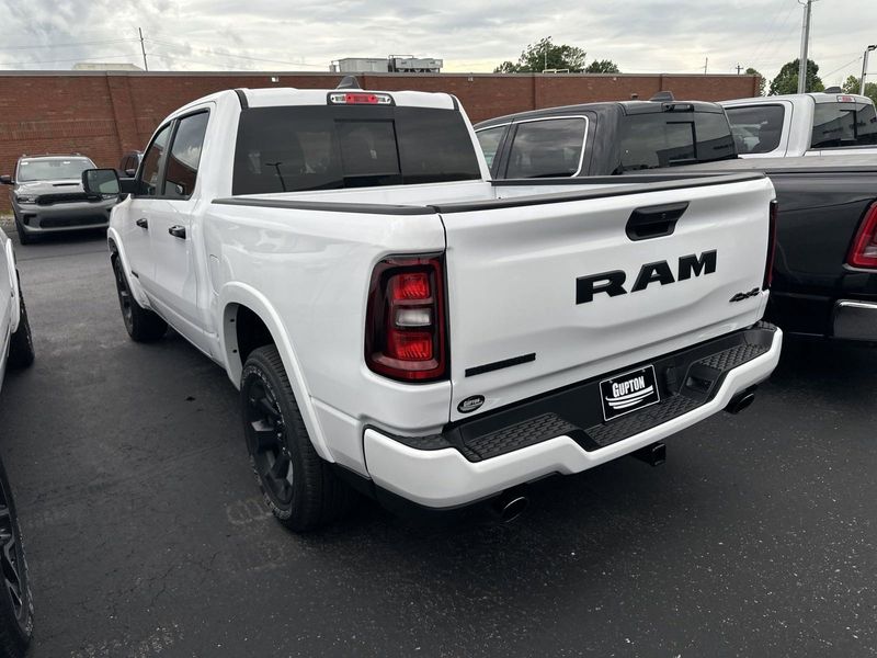 2025 RAM 1500 Big Horn Crew Cab 4x4 5