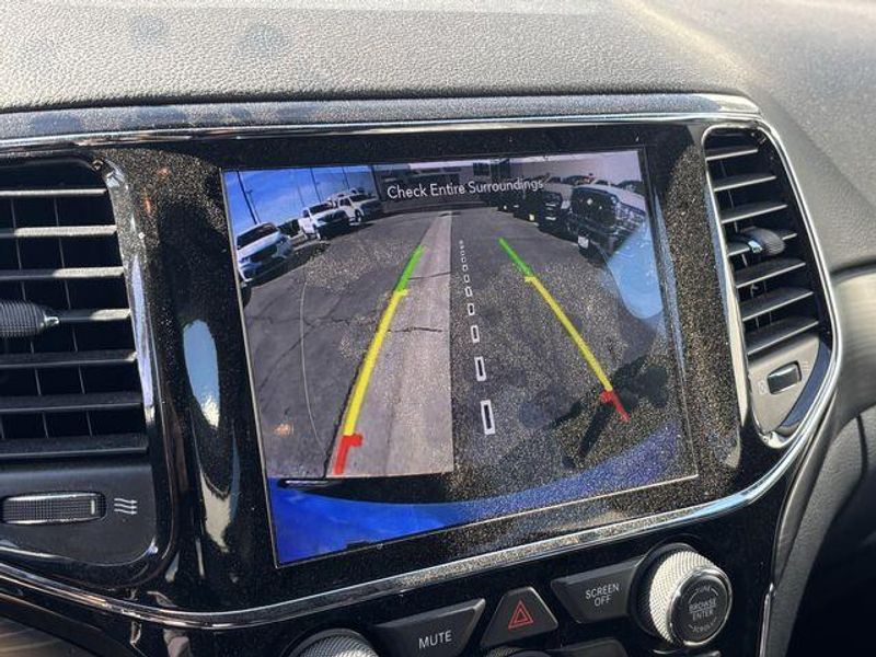 Used 2020 Jeep Grand Cherokee AltitudeImage 6