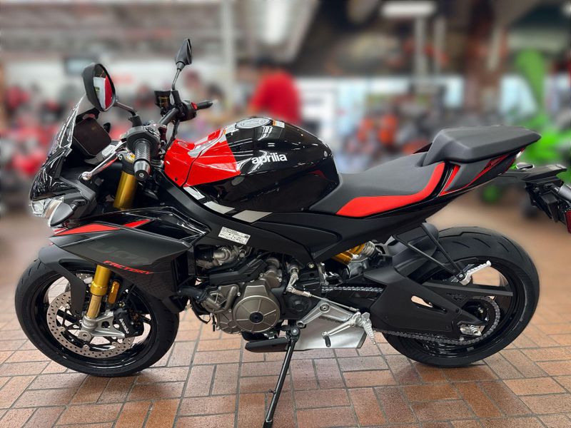 New 2026 APRILIA TUONO 660 FACTORY DARK BANSHEE | Wild West Motoplex