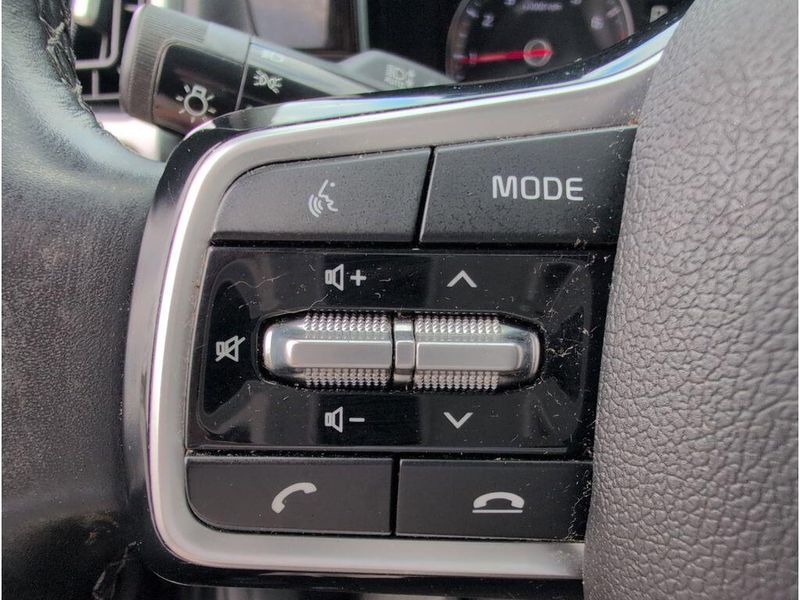 Used 2023 Kia Sorento SImage 23
