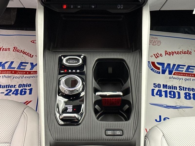 New 2026 Jeep Cherokee Limited 4x4Image 11