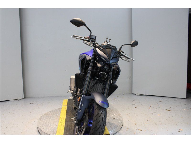 2022 Yamaha MT 03Image 4