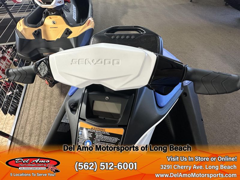 2024 Sea-Doo SPARK FOR 3 CONVENIENCE PACKAGE (SOUND SYSTEM) Image 6