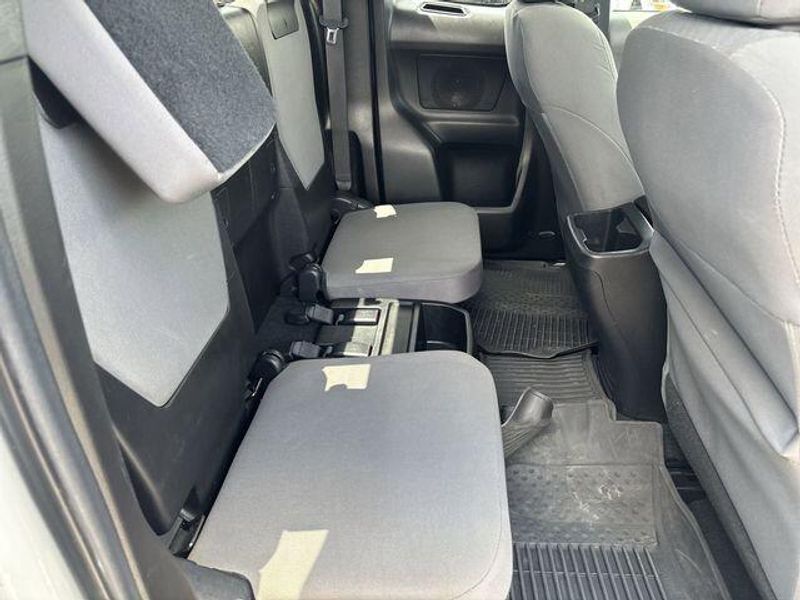 Used 2023 Toyota Tacoma SRImage 14