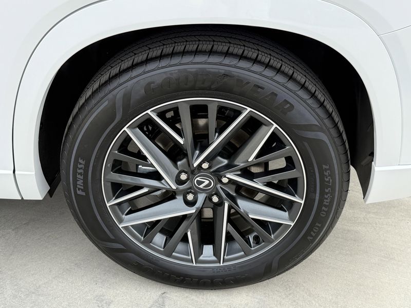 2025 LEXUS TX 350 PremiumImage 16