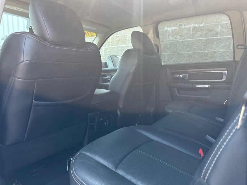 2018 Ram 2500 Laramie photo 26