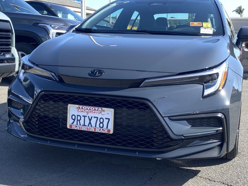 2025 Toyota Corolla SEImage 10