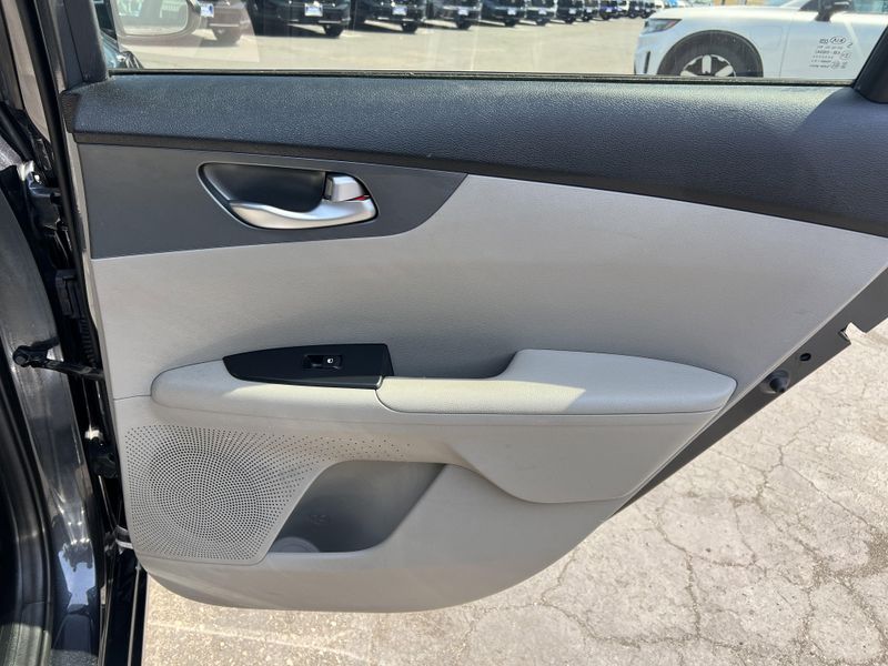 Used 2019 Kia Forte LXSImage 21