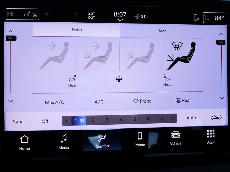 2025 Chrysler Voyager LxImage 25