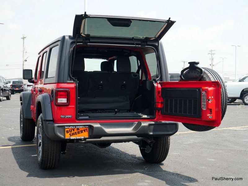 2025 Jeep Wrangler 4-door Sport SImage 17