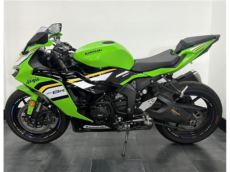 Used 2025 Kawasaki ZX636 KRT ABS Image 4