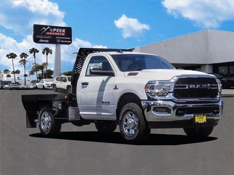 2022 Ram 2500 Tradesman photo 16