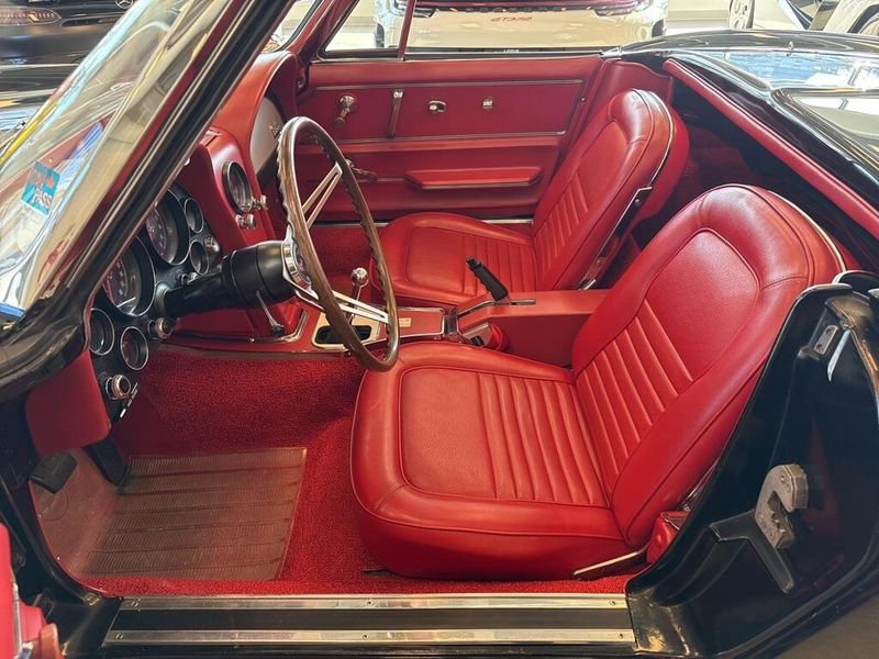 1967 Chevrolet Corvette 327/300 3-speed