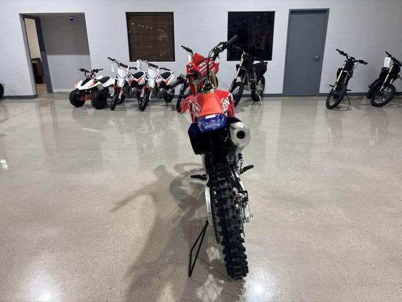 New 2027 Honda CRF250R Image 15