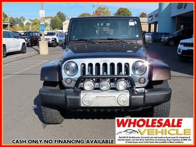 2013 Jeep Wrangler Unlimited SaharaImage 3