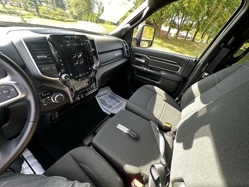 2024 Ram 2500 Big Horn photo 20