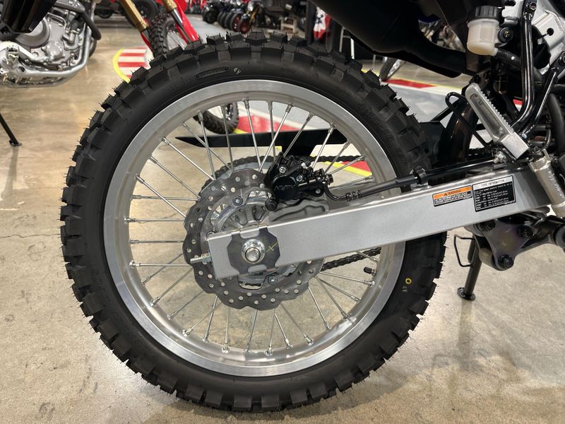 New 2027 Yamaha WR125R Image 19