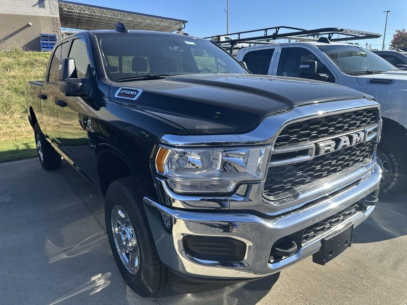 2024 RAM 2500 Tradesman Crew Cab 4x4 6