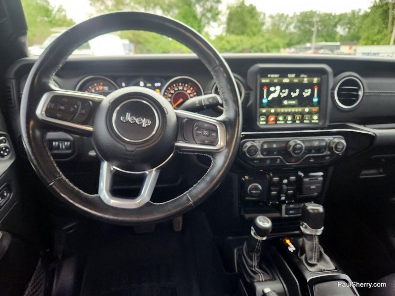 2021 Jeep Gladiator OverlandImage 36