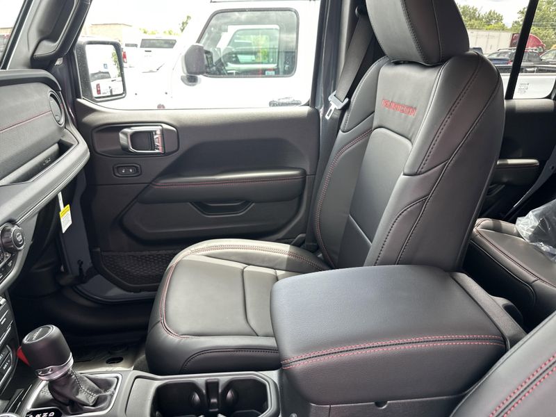 New 2025 Jeep Gladiator Rubicon X 4x4Image 30