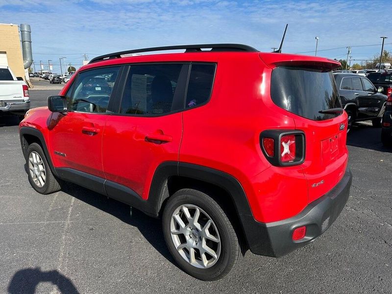 2022 Jeep Renegade LatitudeImage 15