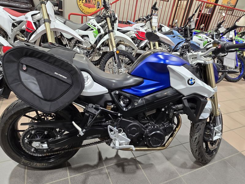 USED 2015 BMW F800R Image 2