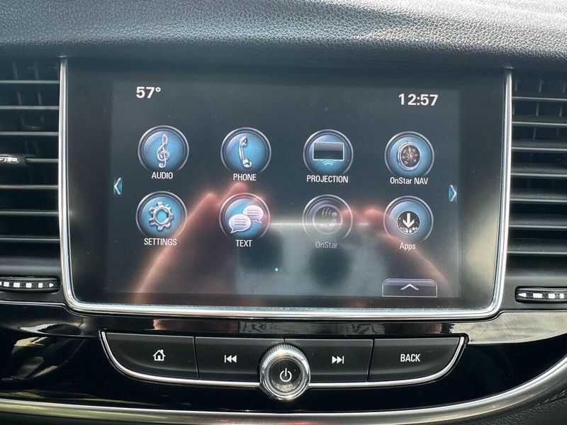2017 Buick Encore PreferredImage 4