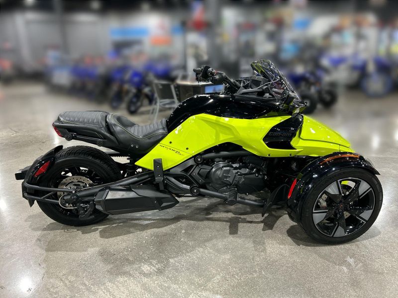 Used 2023 Can-Am SPYDER F3-S SPECIAL SERIES Image 15