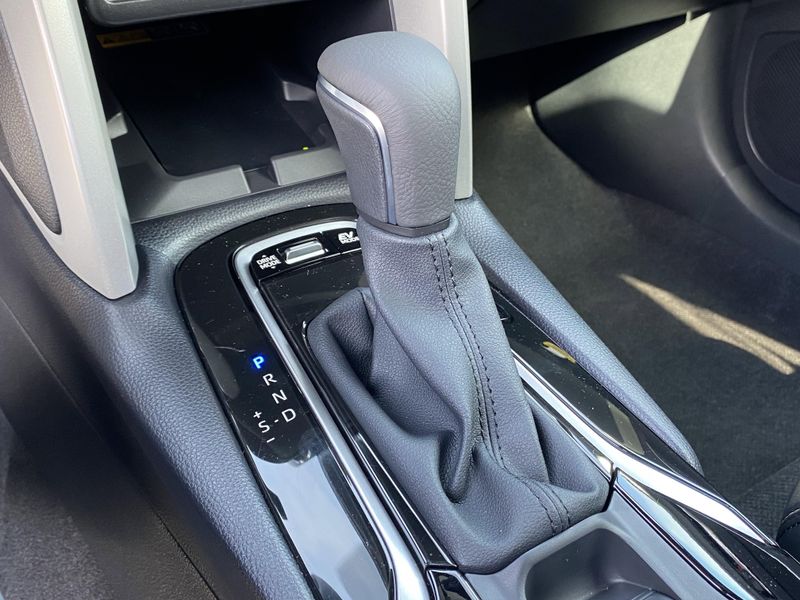 New 2025 Toyota Corolla Cross Image 18