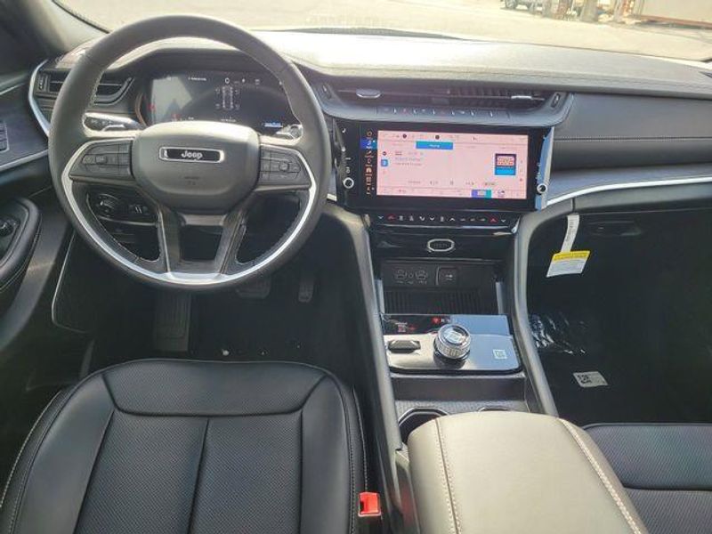 New 2026 Jeep Grand Cherokee Limited 4x4