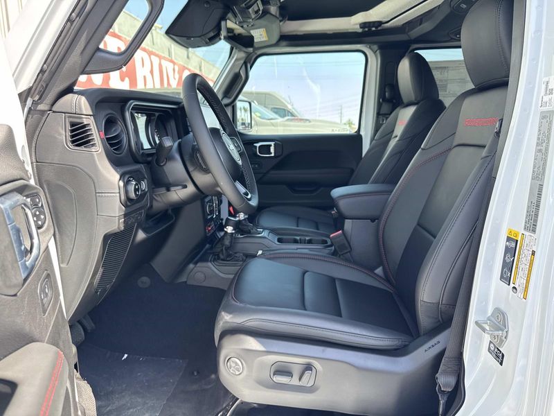 New 2026 Jeep Gladiator Rubicon X 4x4