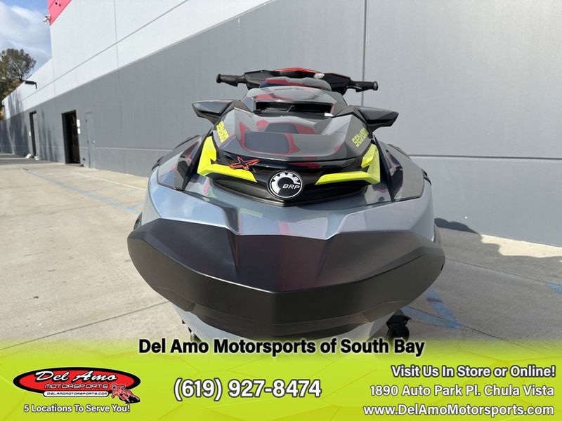 2024 Sea-Doo 10RC  in a ICE METAL / MANTA GREEN exterior color. Del Amo Motorsports of South Bay (619) 547-1937 delamomotorsports.com 