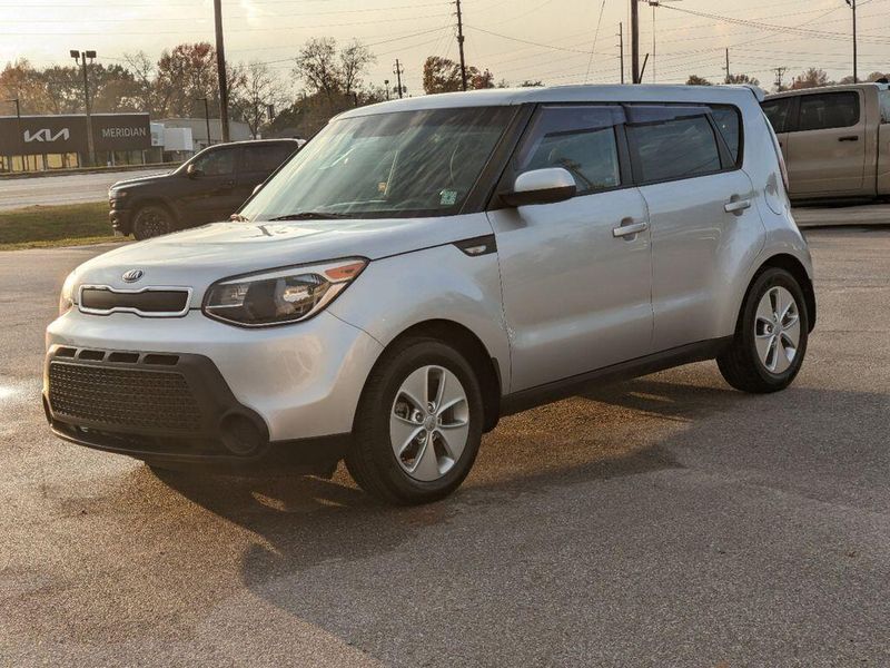 2014 Kia Soul BaseImage 7