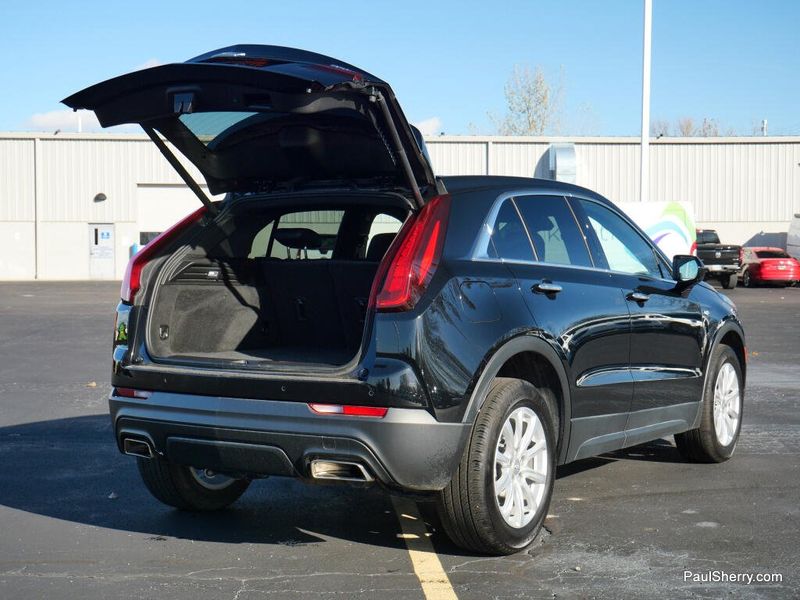 Used 2023 Cadillac XT4 AWD Luxury