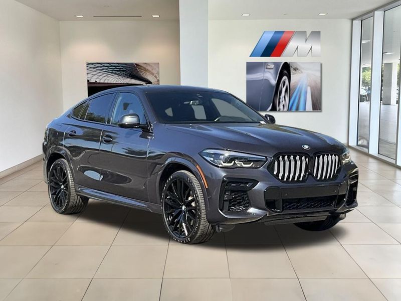 2022 BMW X6 xDrive40iImage 2