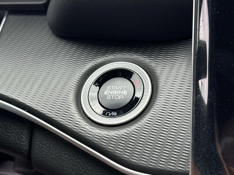 New 2026 Jeep Grand Cherokee L Laredo 4x2