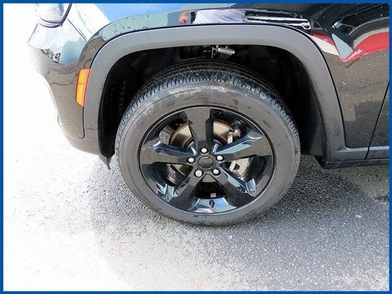 2024 Jeep Grand Cherokee Altitude XImage 4