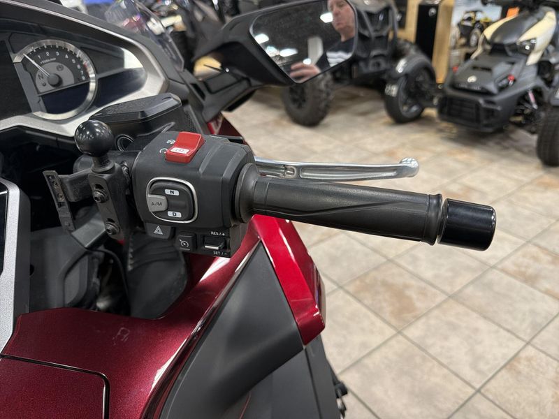 Used 2023 Honda GOLD WING TOUR Image 24