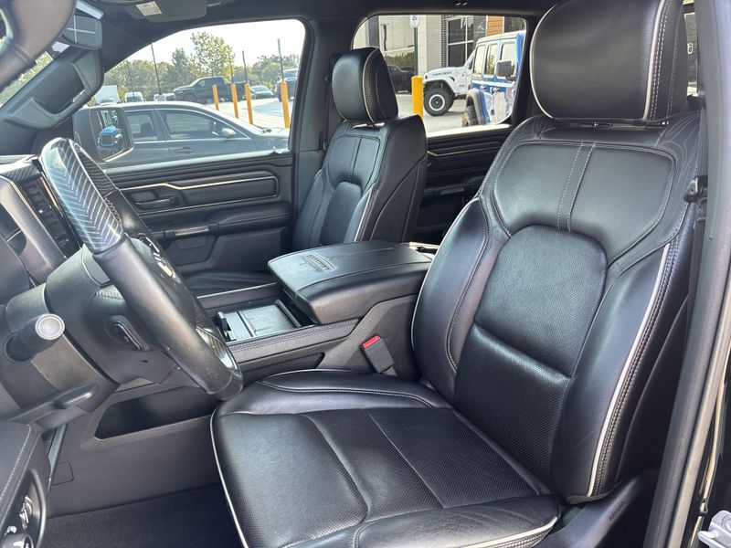 Used 2020 RAM 1500 LimitedImage 8