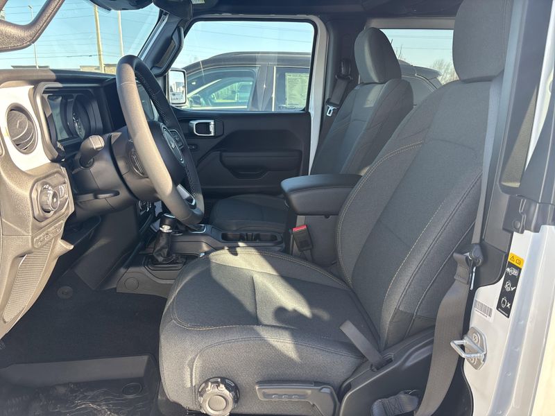 New 2026 Jeep Wrangler 2-door Sport SImage 17