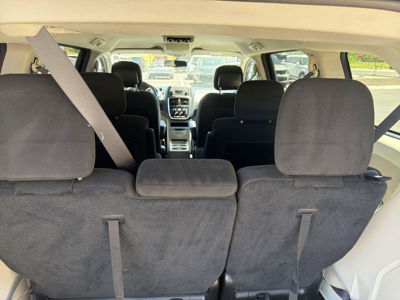 Used 2016 Dodge Grand Caravan SEImage 22