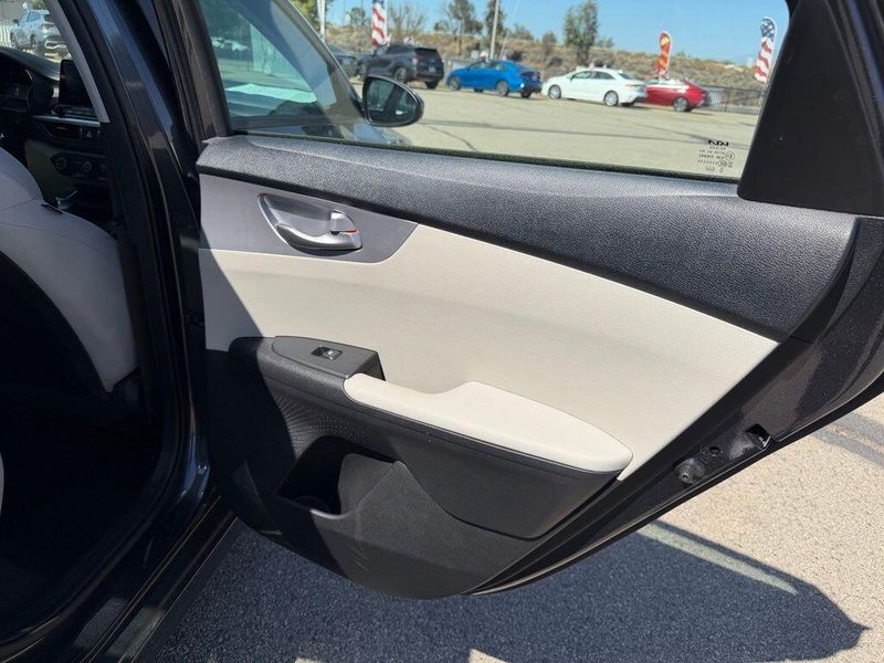 Used 2023 Kia Forte LXSImage 22