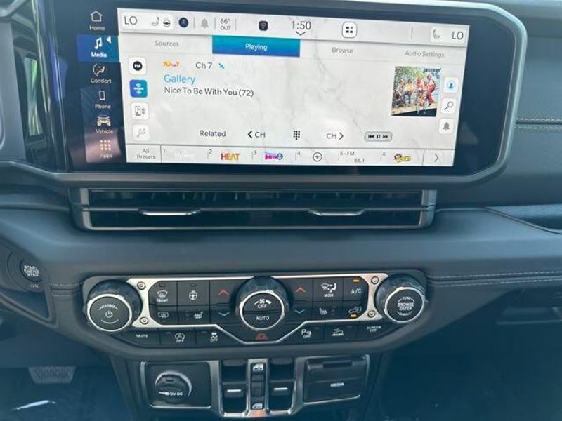 2025 Jeep Gladiator High Tide 4x4