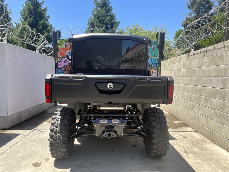 2025 Can-Am DEFENDER MAX 65 HD10 LIMITED Image 5
