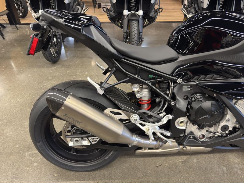 2025 BMW S 1000 RR - BLACK STORM METALLIC