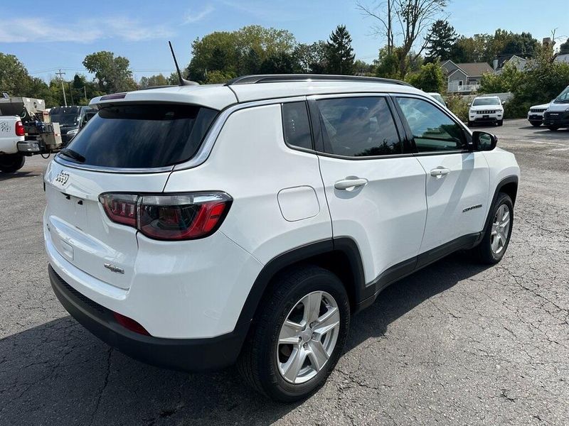 2022 Jeep Compass LatitudeImage 13