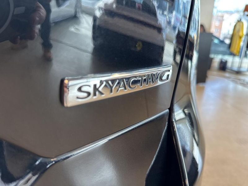 2022 Mazda CX-5 2.5 S Premium Package